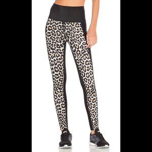 Beyond Yoga - Kate Spade leopard print leggings